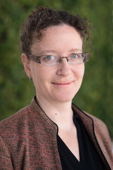 Dr. Zoe Szajnfarber
