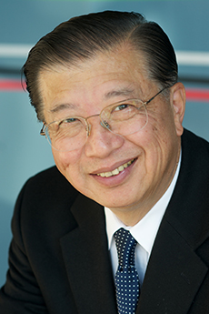 Headshot of Stephen Hsu